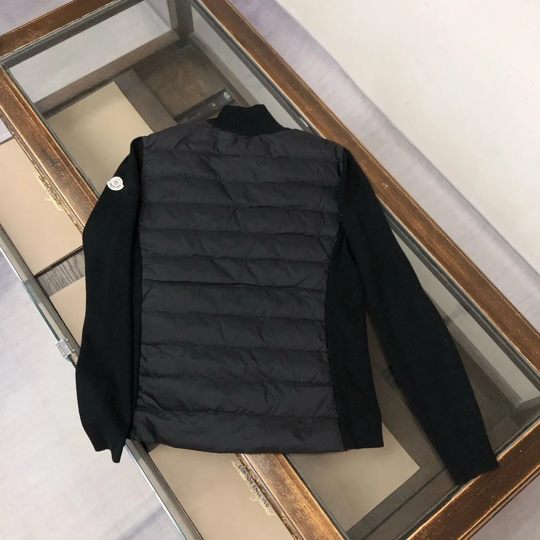 ——————💚 MON*CLER 25Ss——— New Arrival 🖤 90 H Versatile ✅ ：Black White Pink Size：S M L